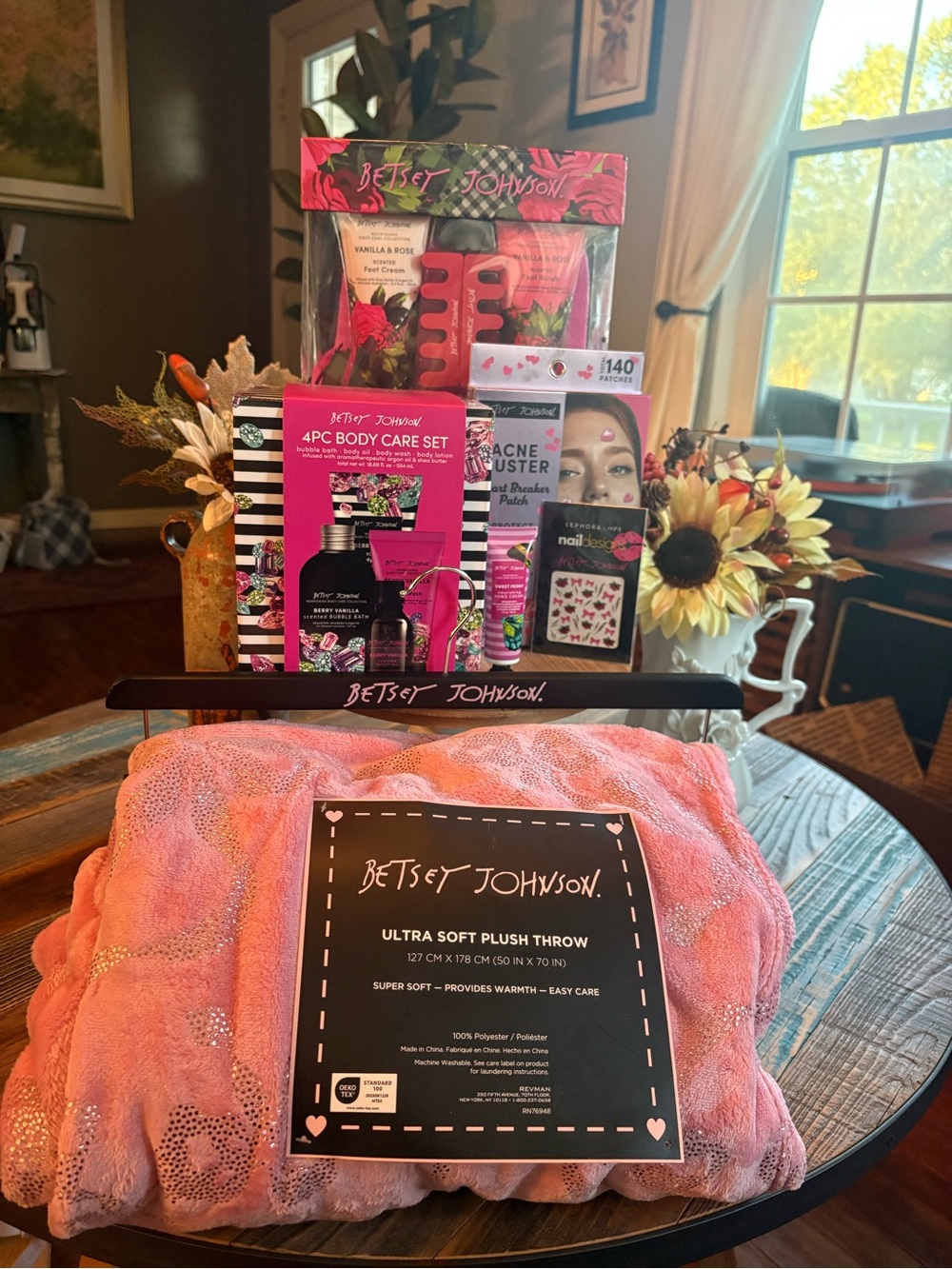 Betsey Johnson Self Care Spa Gift Bundle Plush Throw Body Care Slippers NEW